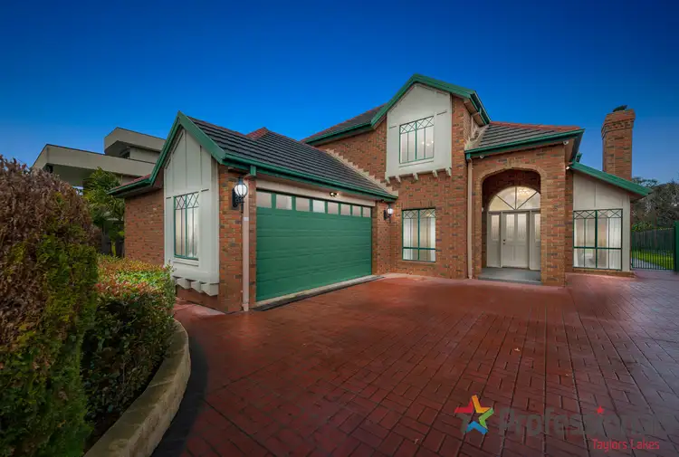 5 Drysdale Avenue, Taylors Lakes VIC 3038