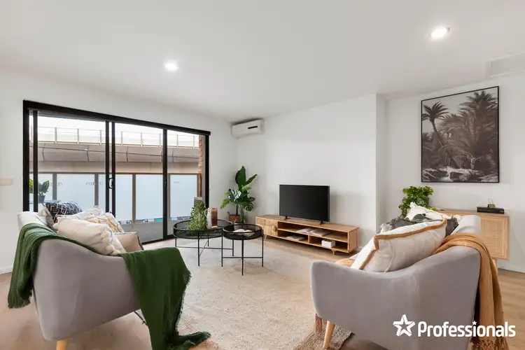 Third view of Homely apartment listing, 7/19-21 Willesden Road, Hughesdale VIC 3166