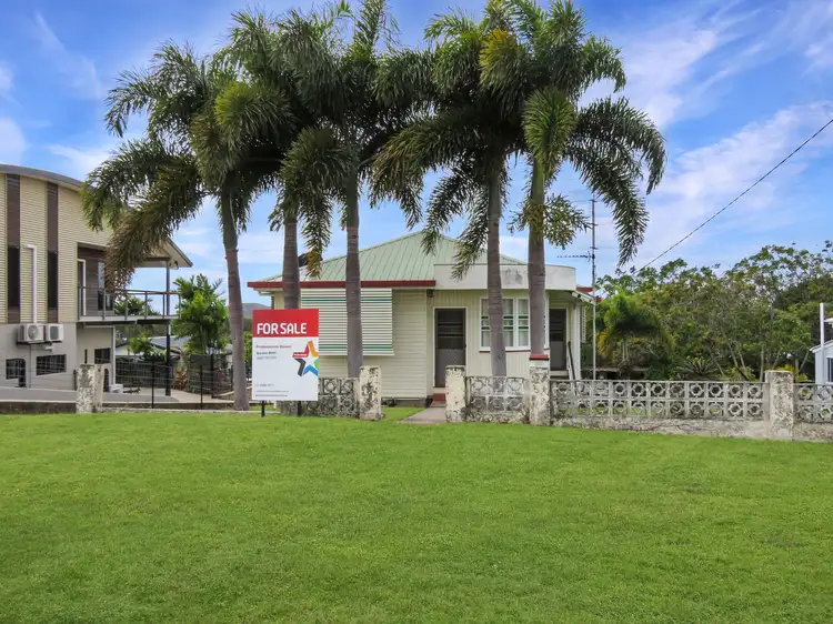 52 Gregory Street, Bowen QLD 4805