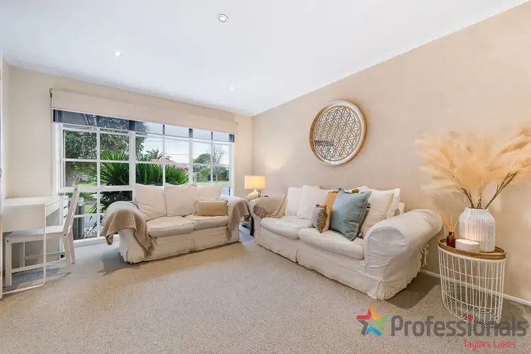 Sixth view of Homely house listing, 9 Coliban Court, St Albans VIC 3021