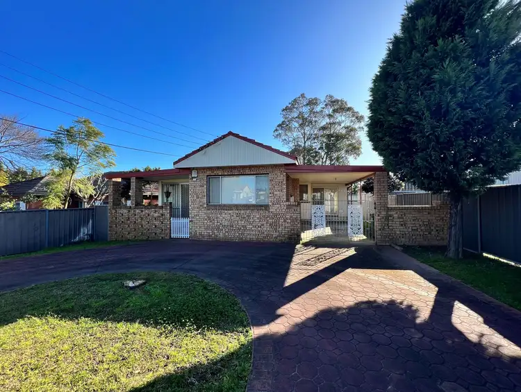 897 The Horsley Drive