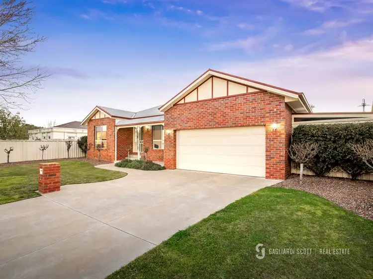 2 John Findlay Place, Shepparton VIC 3630