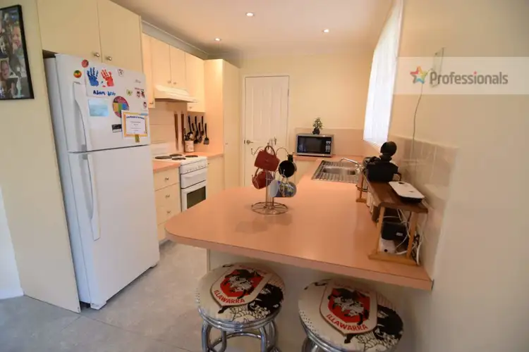 Fifth view of Homely house listing, 10 Wentworth Drive, Kelso NSW 2795