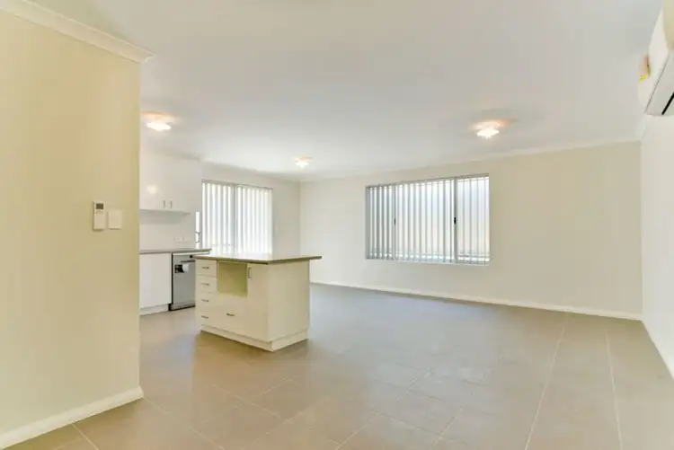 Fifth view of Homely house listing, 6 Pantropical Loop, Alkimos WA 6038