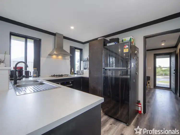 Fourth view of Homely house listing, 8 Jarvis Road, Haynes WA 6112