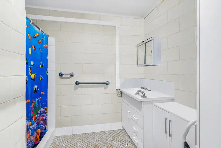 Seventh view of Homely semi-detached listing, 4 Elgata Close, Woree QLD 4868