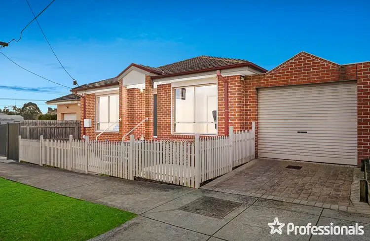 34 Andrew Street, Mooroolbark VIC 3138
