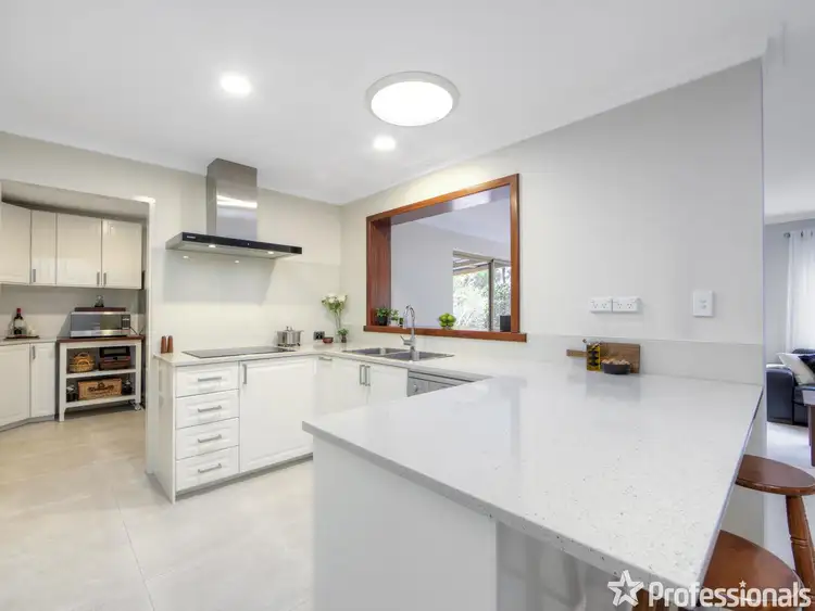 299 Lesmurdie Road, Lesmurdie WA 6076