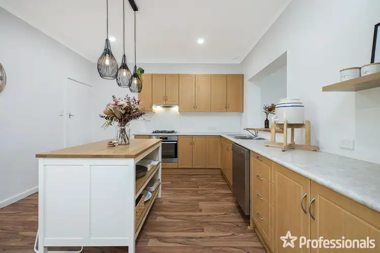 Fourth view of Homely house listing, 2 Craigie Place, Mundaring WA 6073