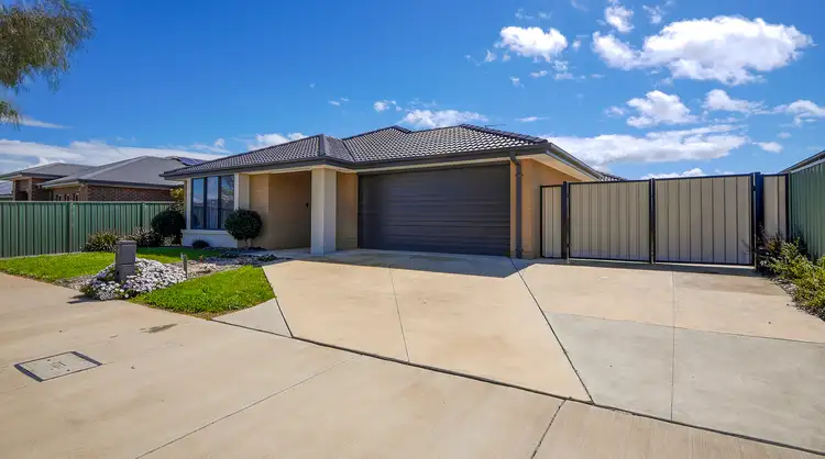 31 Cormorant Boulevard, Kialla VIC 3631