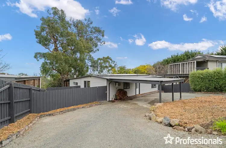 17 Old Hereford Road, Mount Evelyn VIC 3796