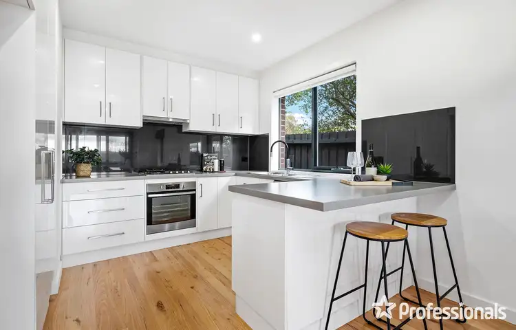 Fifth view of Homely townhouse listing, 2/77 Cambridge Road, Mooroolbark VIC 3138