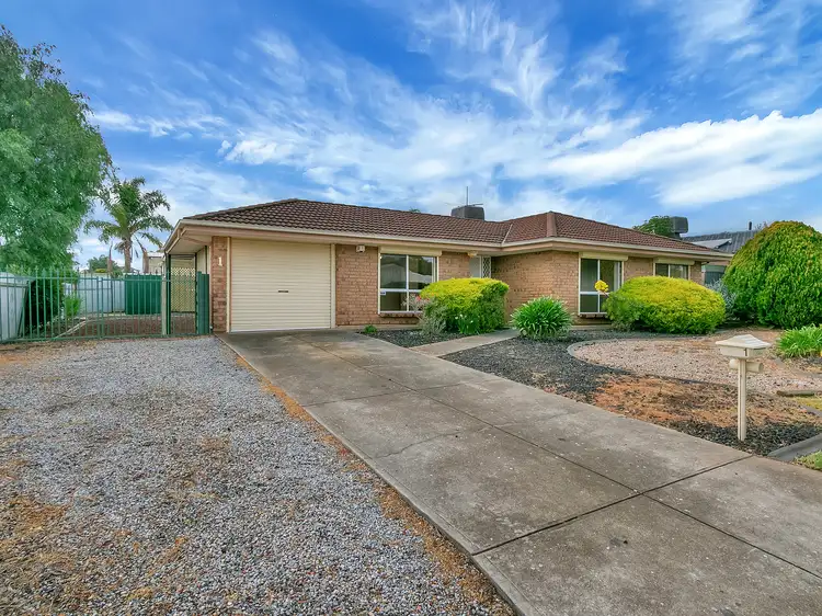 1 Protea Court, Craigmore SA 5114