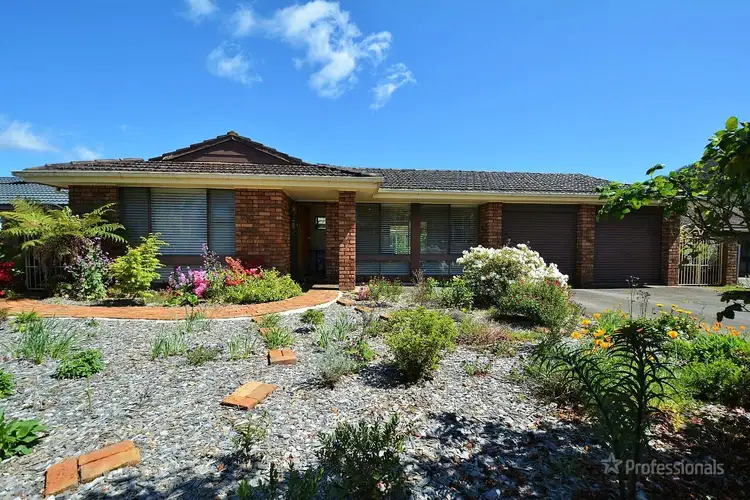 2 Chivers Close, Lithgow NSW 2790