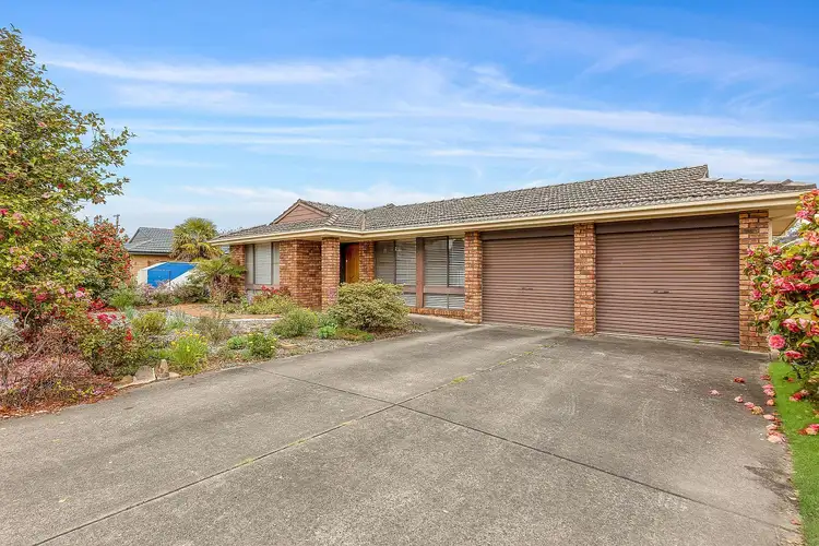 Second view of Homely house listing, 2 Chivers Close, Lithgow NSW 2790