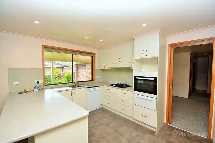 Fourth view of Homely house listing, 2 Chivers Close, Lithgow NSW 2790