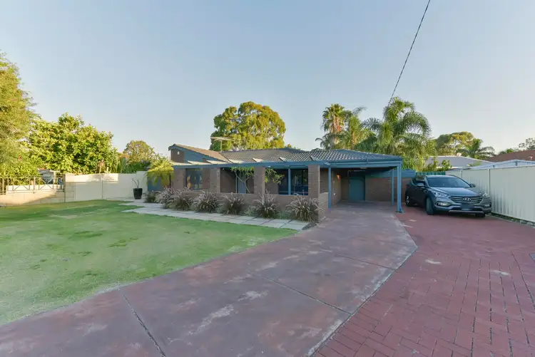 Second view of Homely house listing, 5 Le Grand Gardens, Marangaroo WA 6064