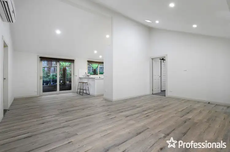 Fourth view of Homely house listing, 15 Amanda Court, Seville VIC 3139