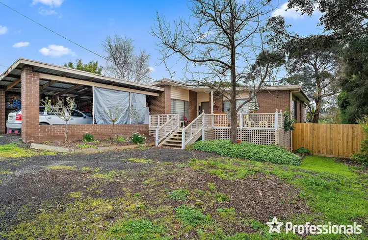 25 Frances Avenue, Yarra Glen VIC 3775