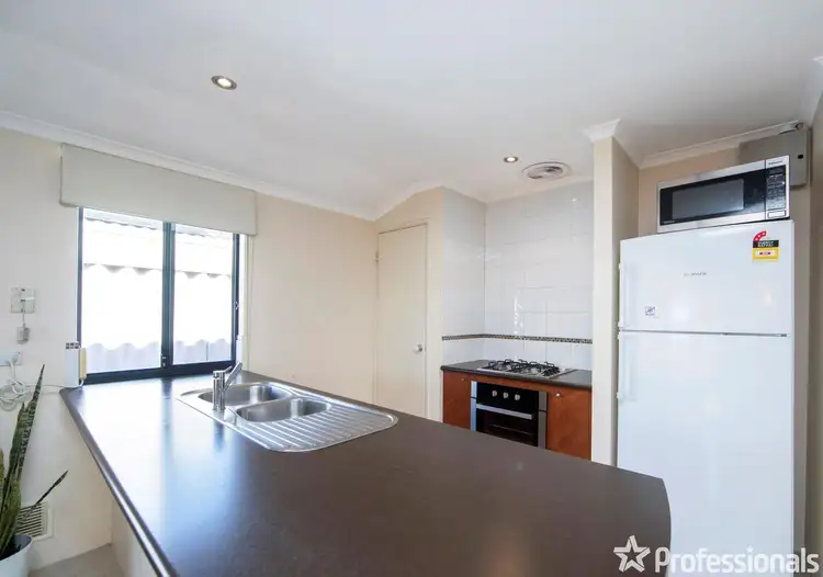 Sixth view of Homely villa listing, 11/4 Wittenoom Road, High Wycombe WA 6057