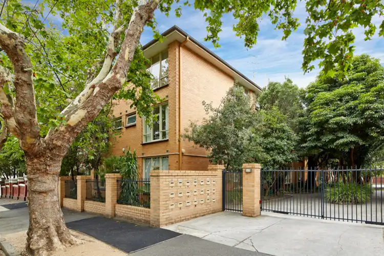8/10 Acland Street, St Kilda VIC 3182