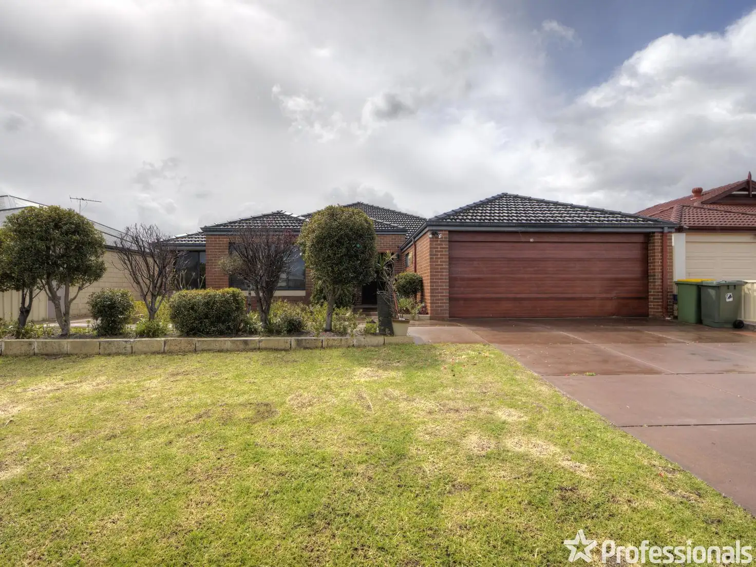 Main view of Homely house listing, 19 Kwilena Avenue, Wattle Grove WA 6107