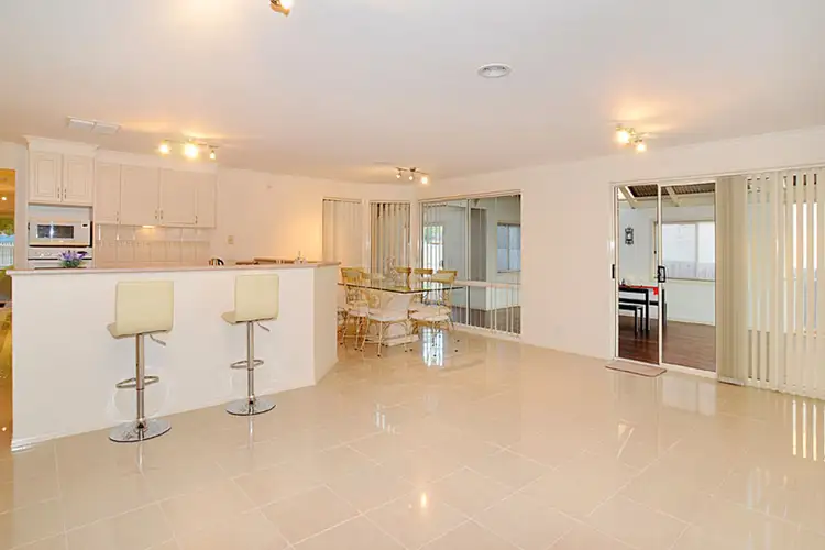 Fourth view of Homely house listing, 4 Lancelot Court, Hillside VIC 3037