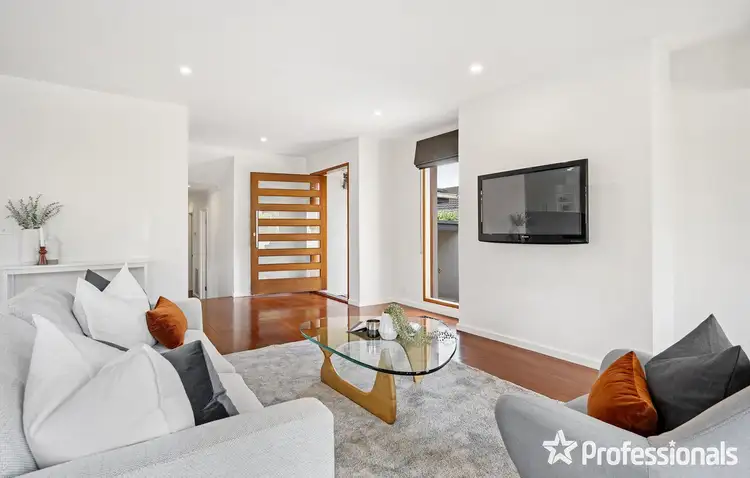 Second view of Homely house listing, 21 Wallace Way, Mooroolbark VIC 3138