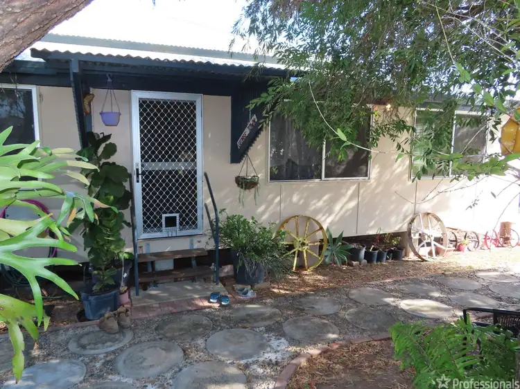 55 Poole Street, Bowen QLD 4805