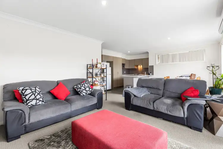 Fifth view of Homely villa listing, 1/73 McKeachie Drive, Aberglasslyn NSW 2320