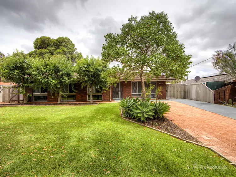 12 Marlock Court, Forrestfield WA 6058