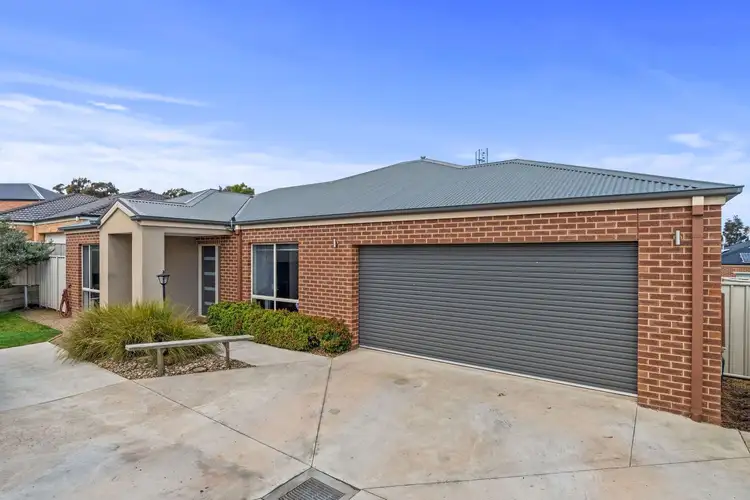 Main view of Homely house listing, 2/213 Aspinall Street, Kangaroo Flat VIC 3555