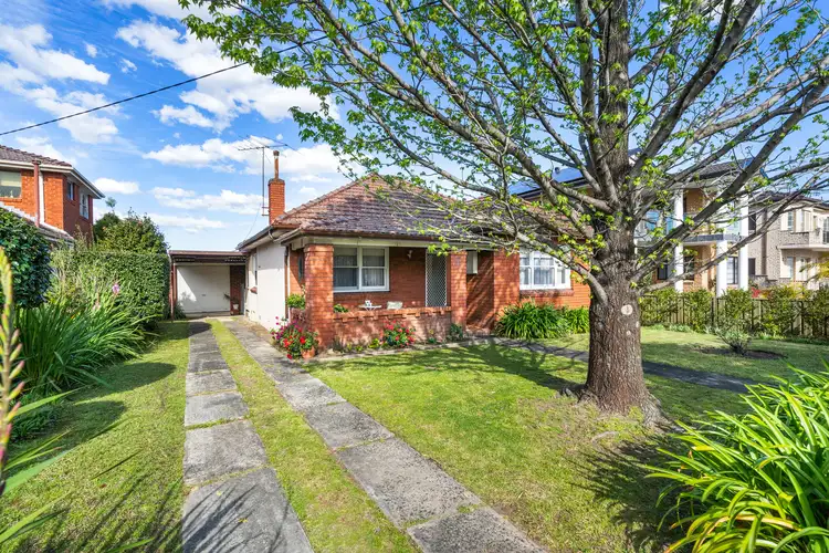 28 Wesley Street, Greenacre NSW 2190