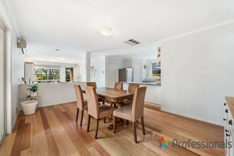 Fifth view of Homely house listing, 14 Oriana Way, Sydenham VIC 3037