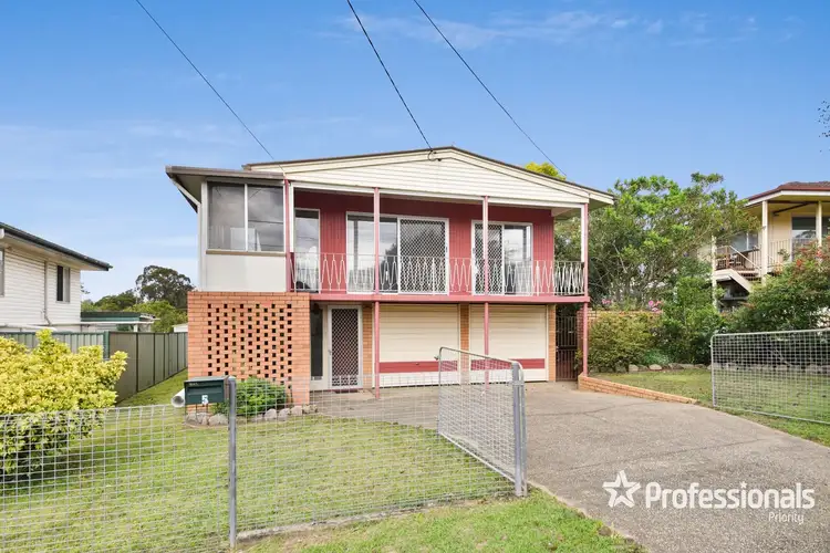 5 Illuta Avenue, Ferny Hills QLD 4055