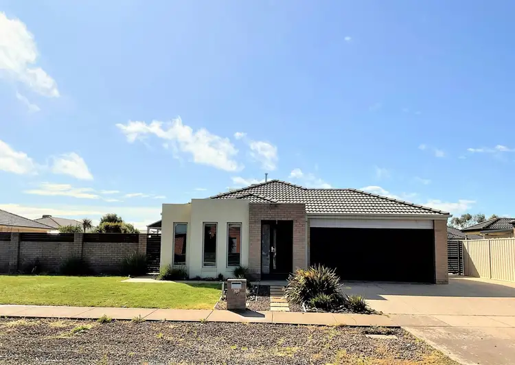 208 Waranga Drive