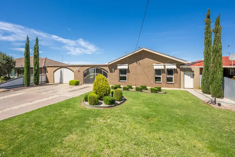 Main view of Homely house listing, 27 Riverview Drive, Kialla VIC 3631
