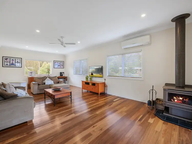 Third view of Homely house listing, 3 Aroona Drive, Buxton VIC 3711