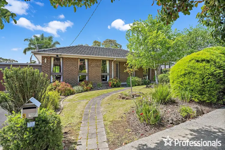 5 Penalga Road, Mooroolbark VIC 3138