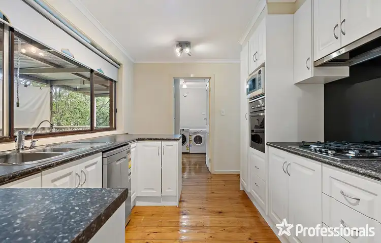 Fifth view of Homely house listing, 2 Highland Crescent, Mooroolbark VIC 3138