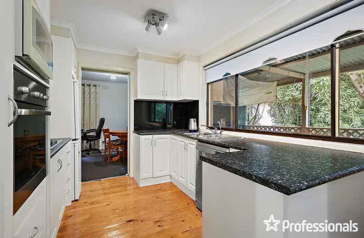 Sixth view of Homely house listing, 2 Highland Crescent, Mooroolbark VIC 3138