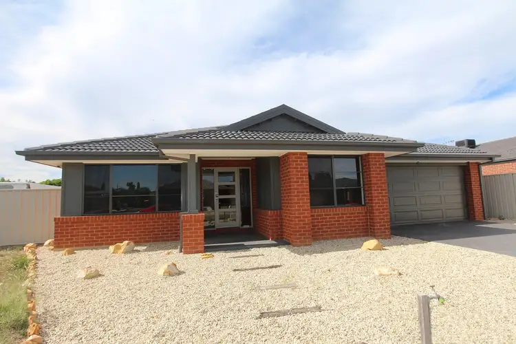 12 Dowker Street, Epsom VIC 3551