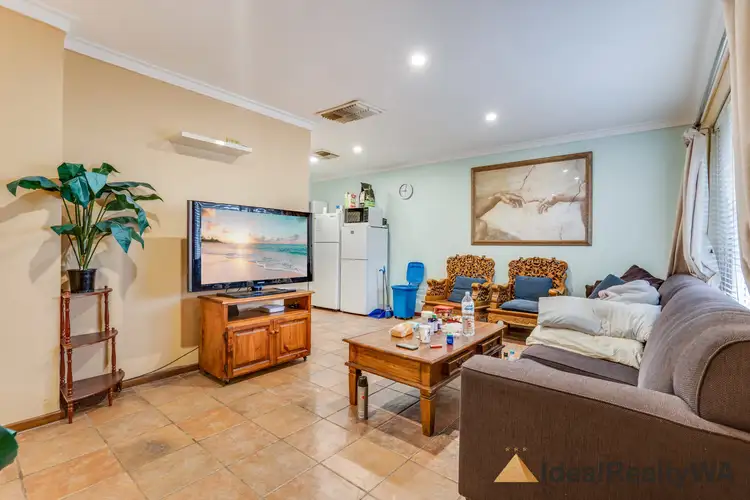 6 Denford Street, Kenwick WA 6107