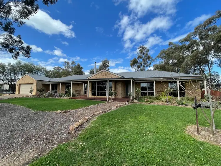 183 Kinnairds Road, Numurkah VIC 3636