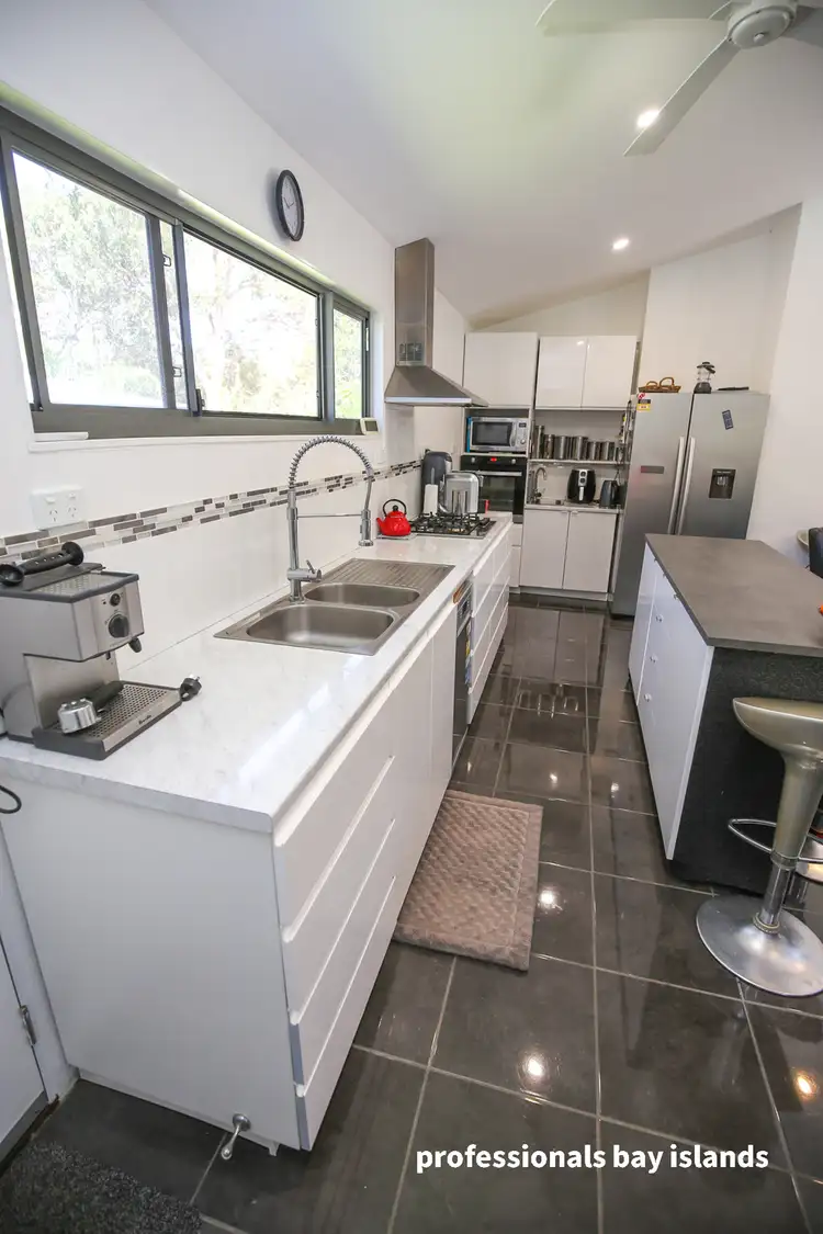 Fifth view of Homely house listing, 8 Panaroo Street, Macleay Island QLD 4184