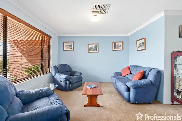 Fourth view of Homely house listing, 4 Sheriff Circuit, Wattle Grove WA 6107