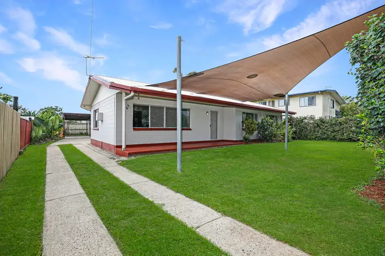 16 Swallow Street, Mooroobool QLD 4870