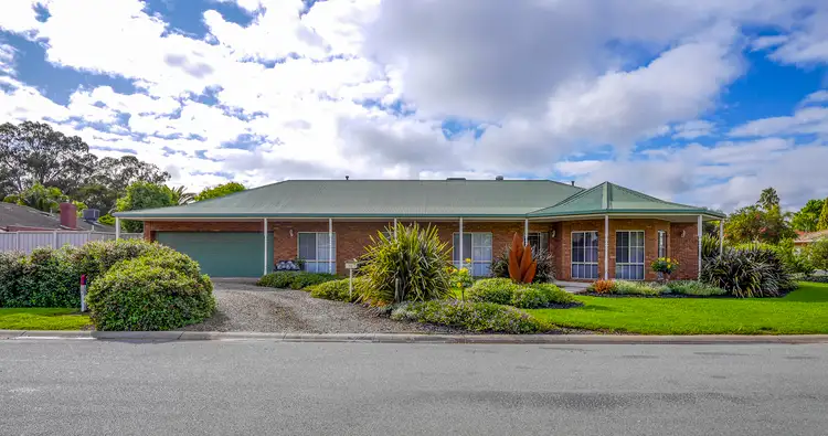 Main view of Homely house listing, 35 Silvan Crescent, Kialla VIC 3631