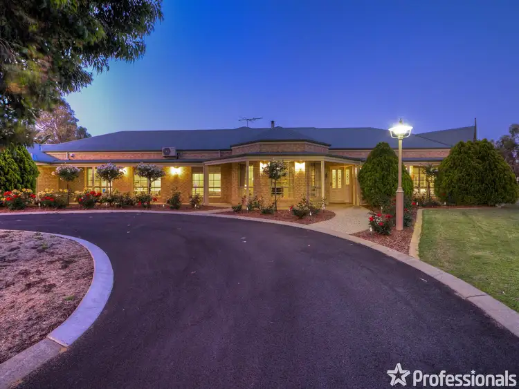 17 Mulberry Court, Maida Vale WA 6057