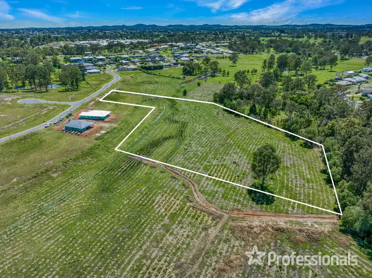 31 Eagle Hawk Drive, Southside QLD 4570